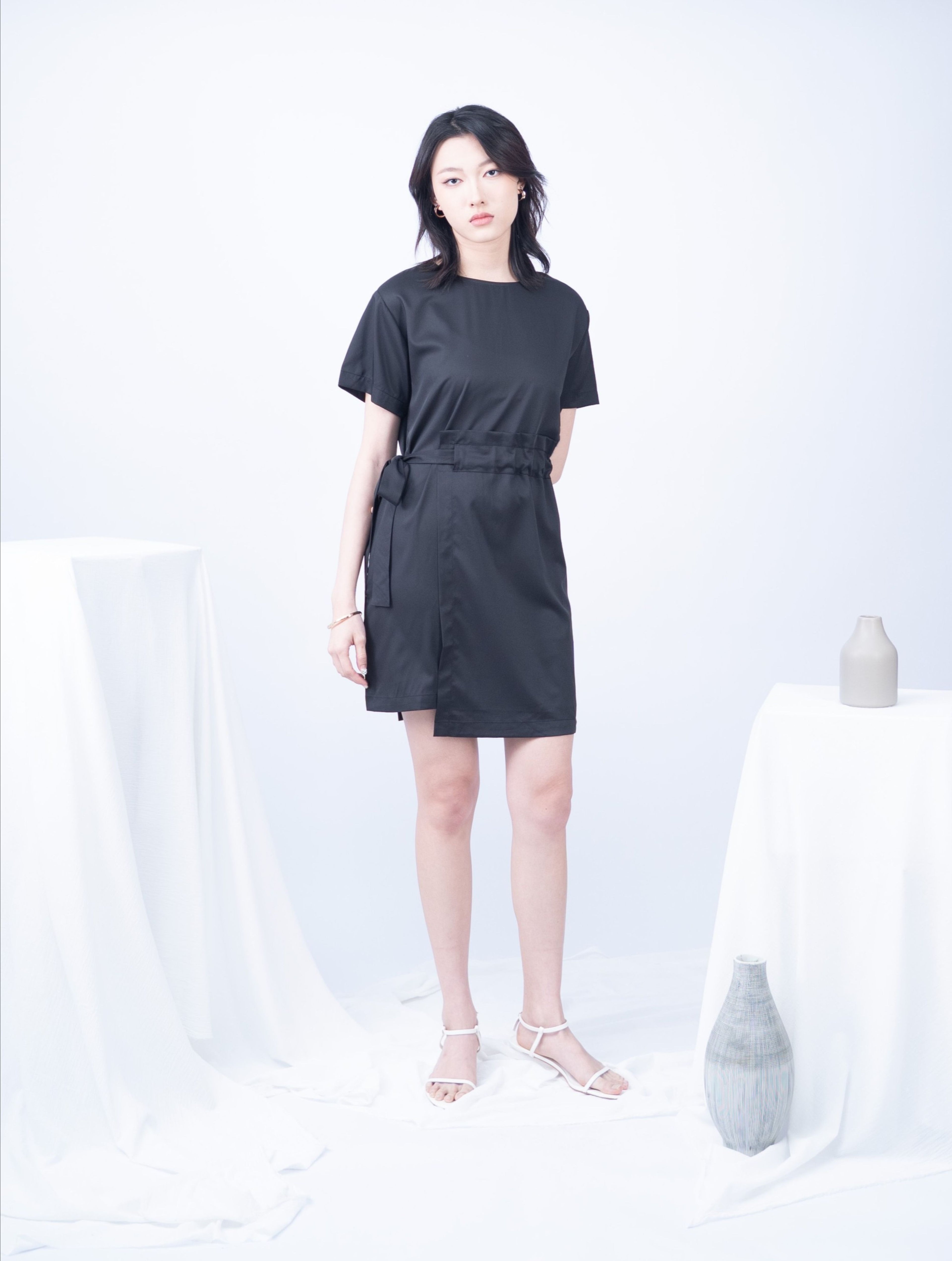 Ivanh Short Sleeve With Front The Dress