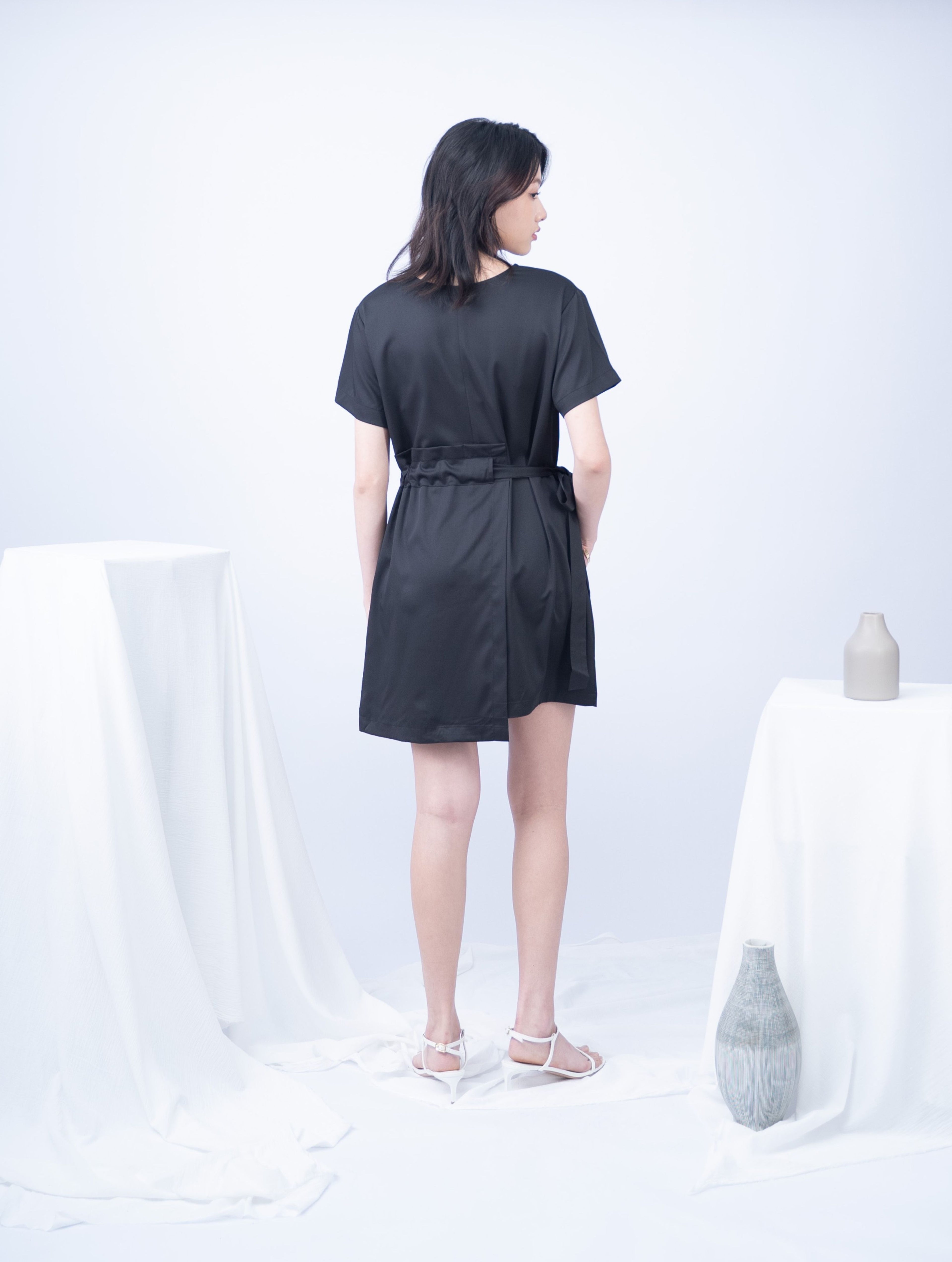 Ivanh Short Sleeve With Front The Dress