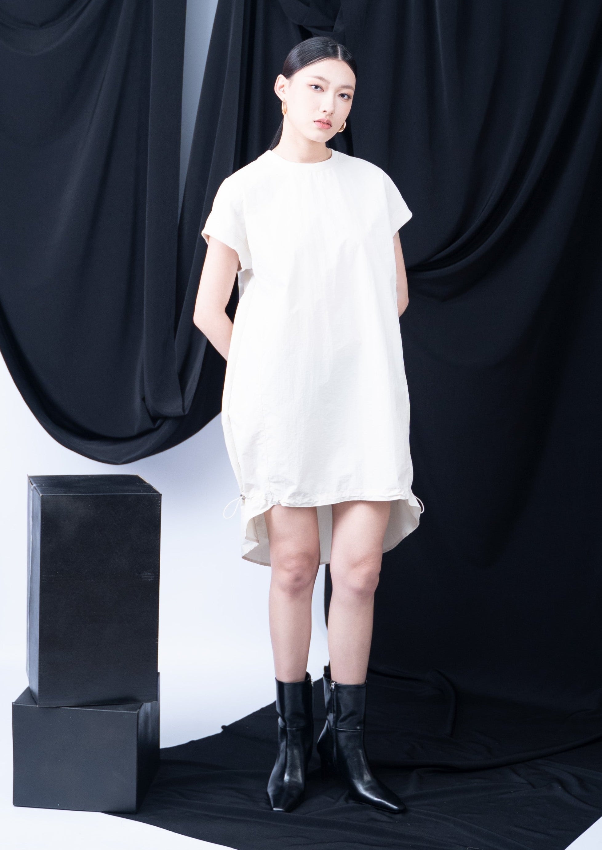 Irving Capsleeve Dress