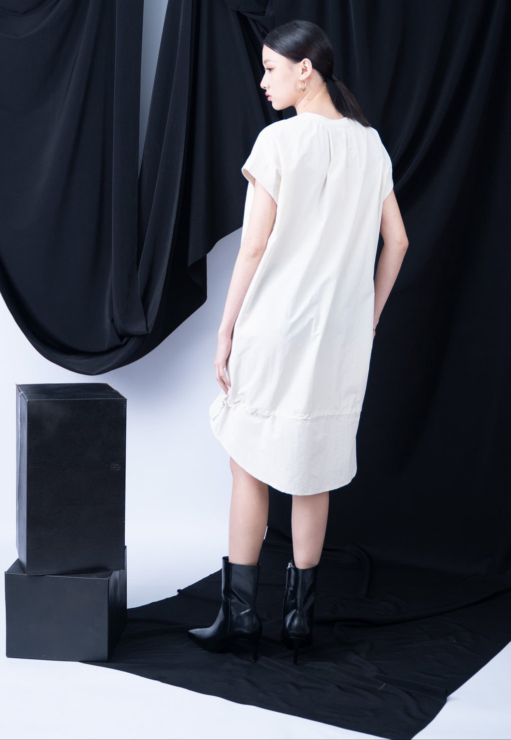 Irving Capsleeve Dress