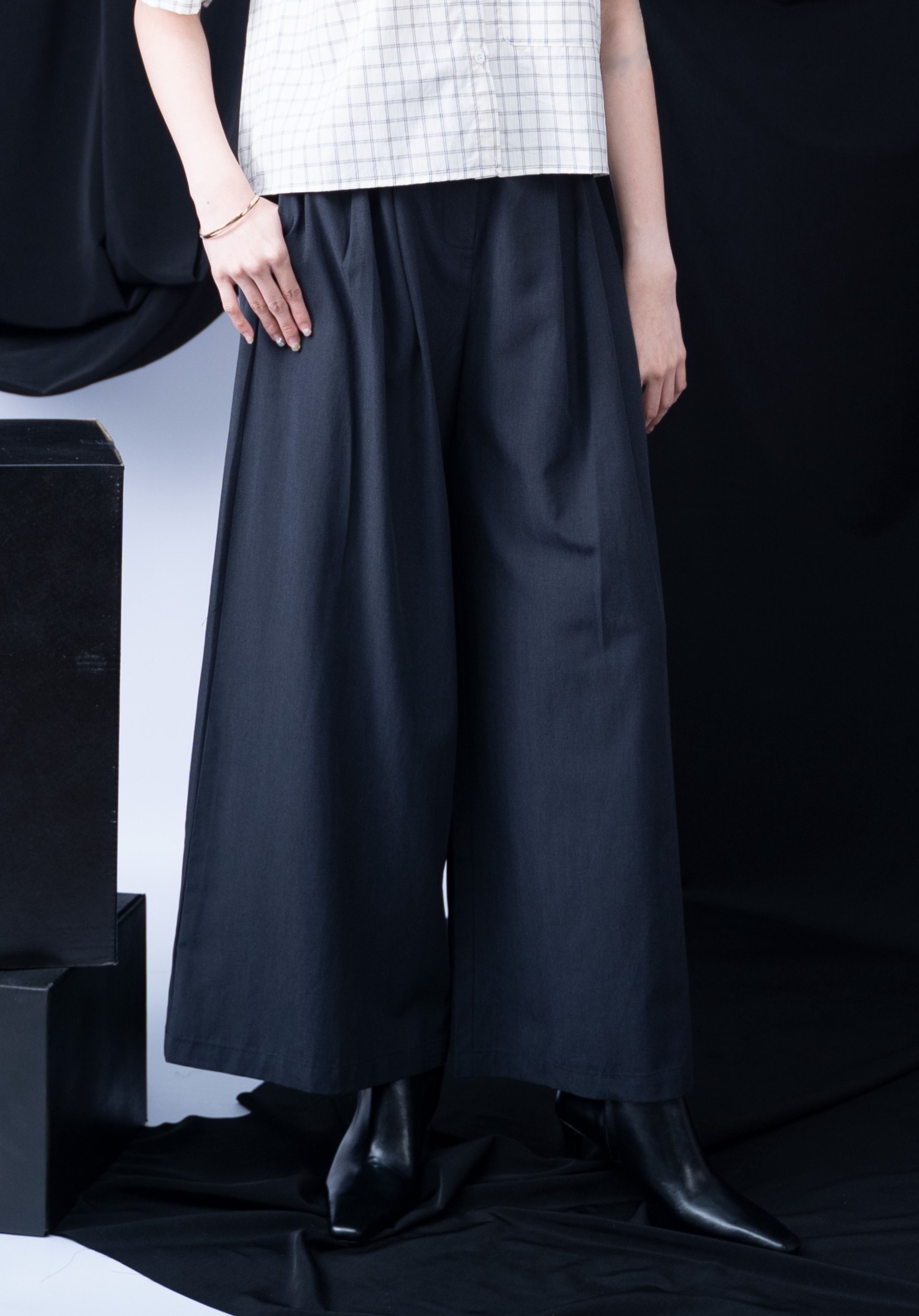 Lumen Back Gather Wide Leg Pant