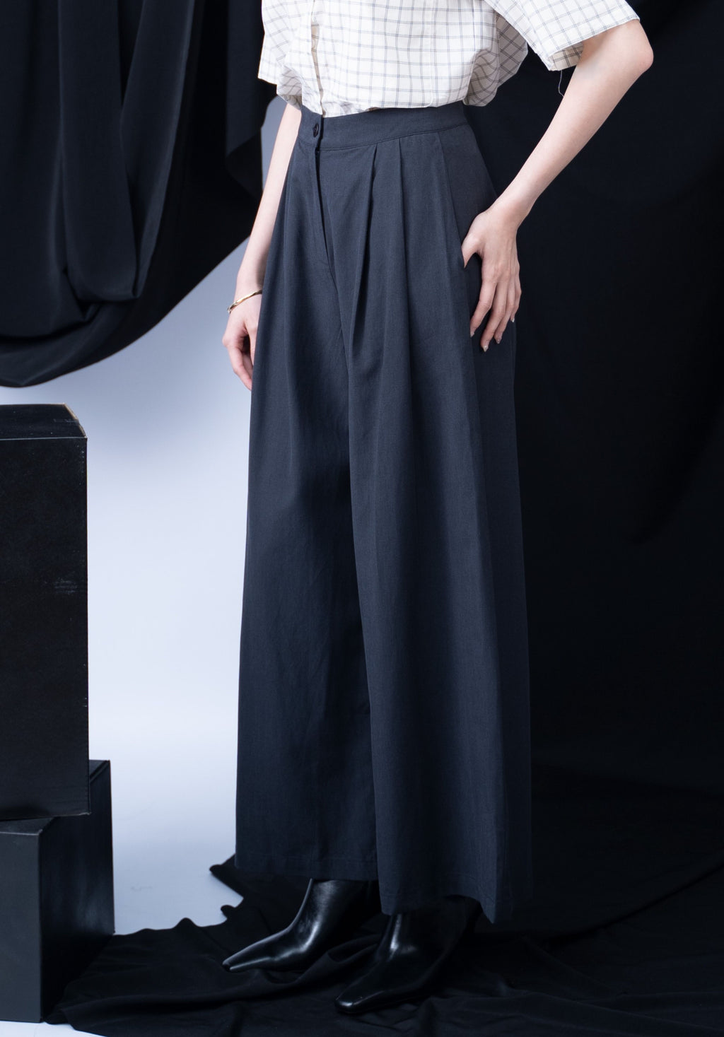 Lumen Back Gather Wide Leg Pant