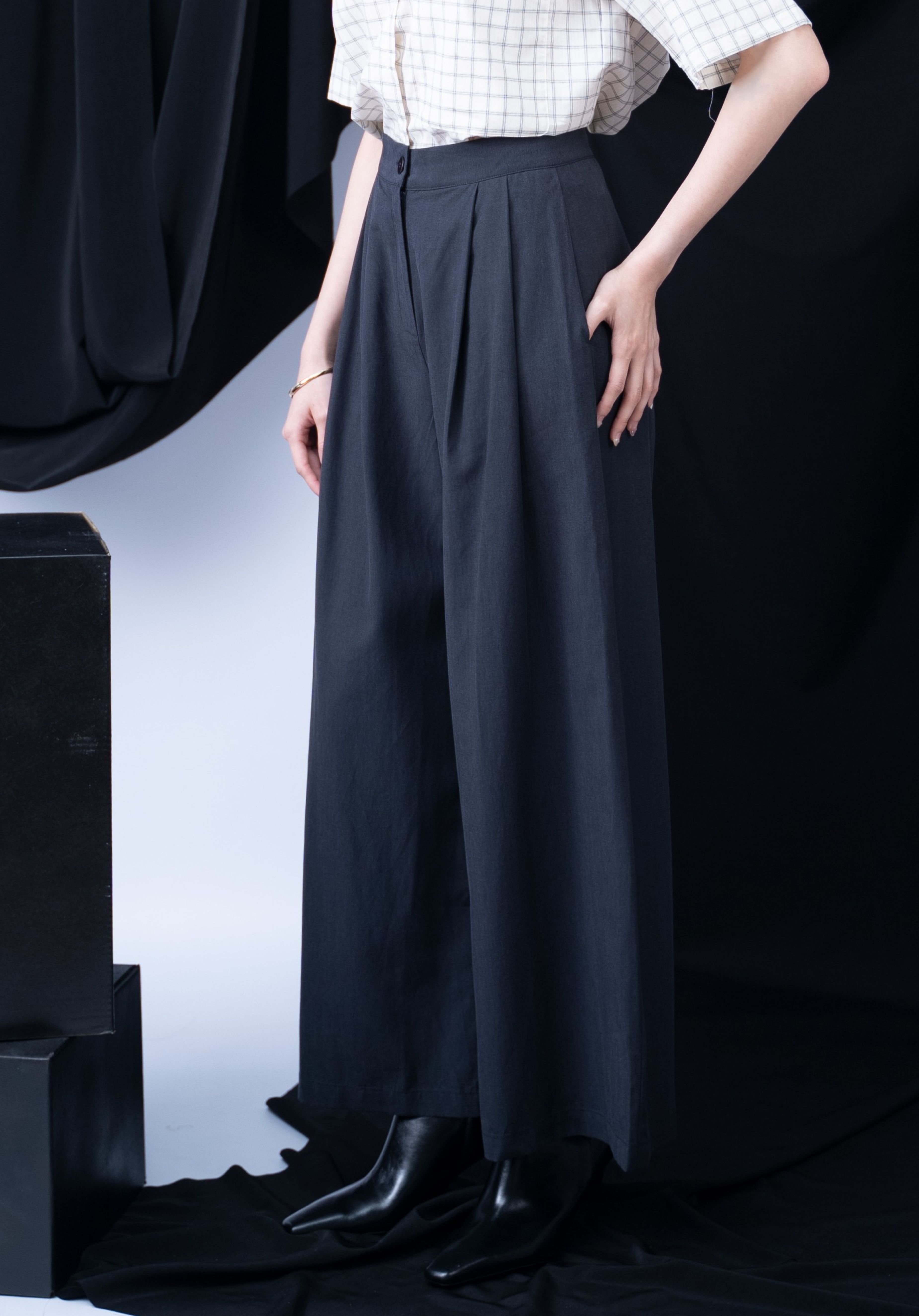 Lumen Back Gather Wide Leg Pant