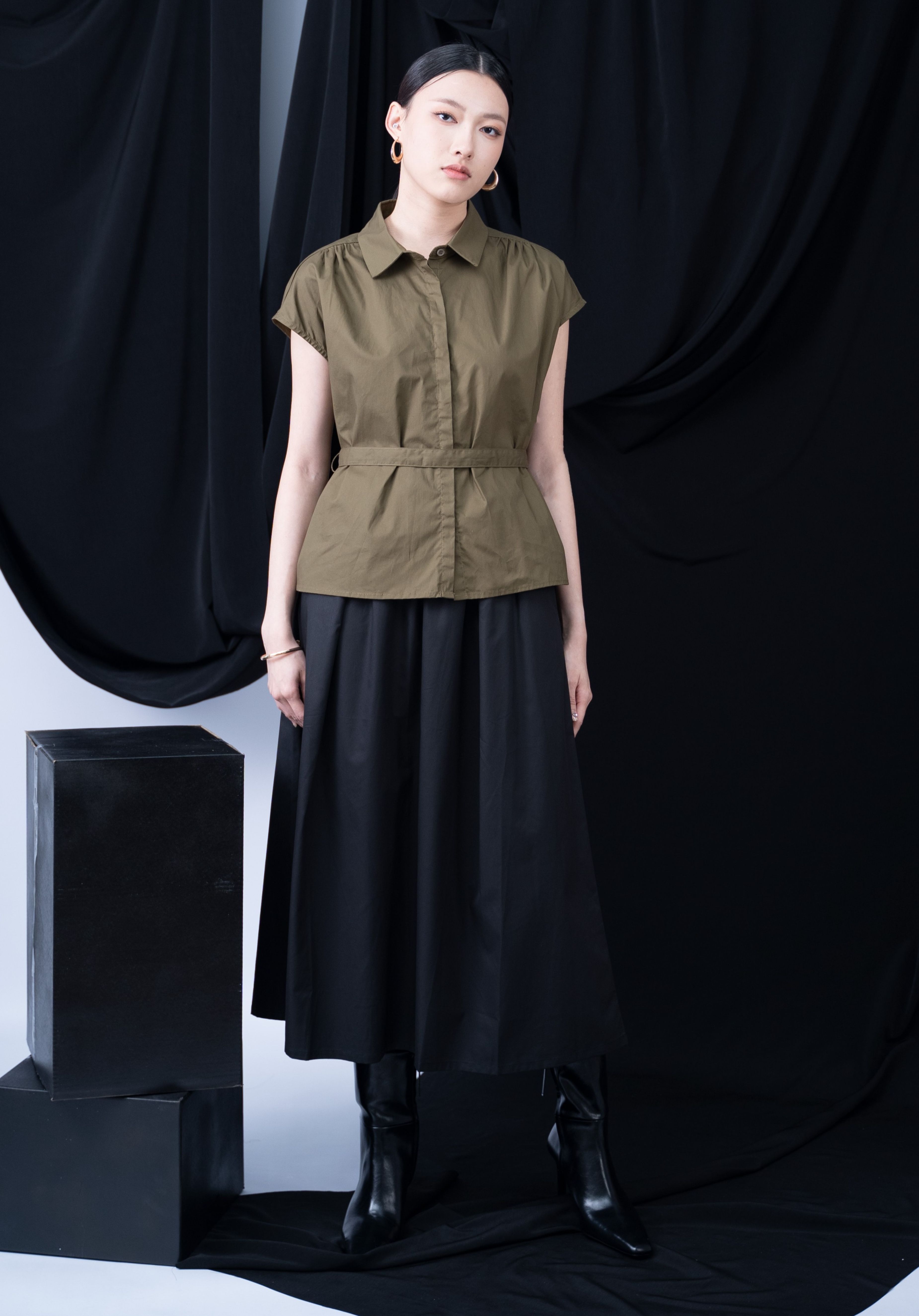 Mysie Capsleeve Top With Front Tie Ribbon