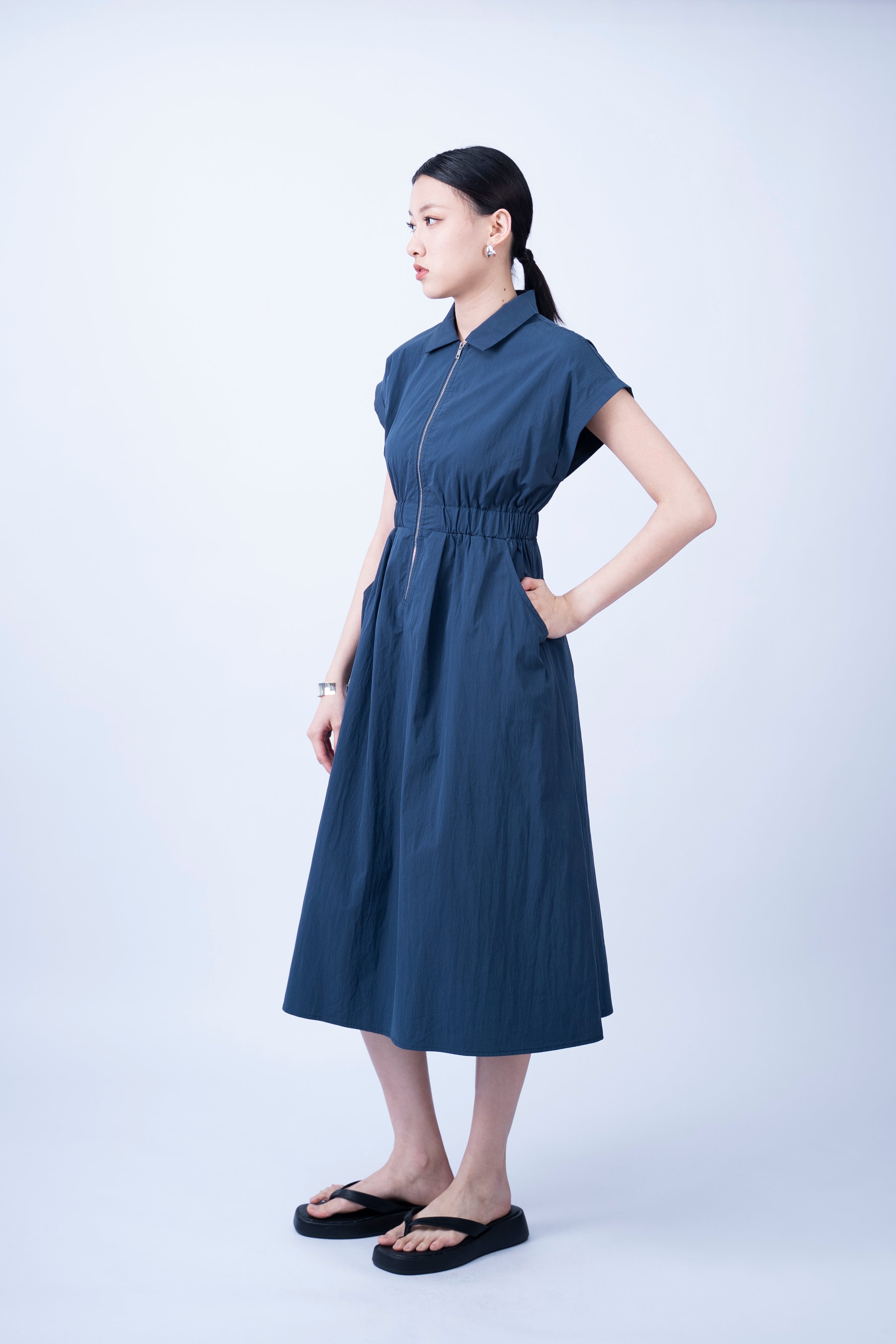 Andresa Ziper Front Dress