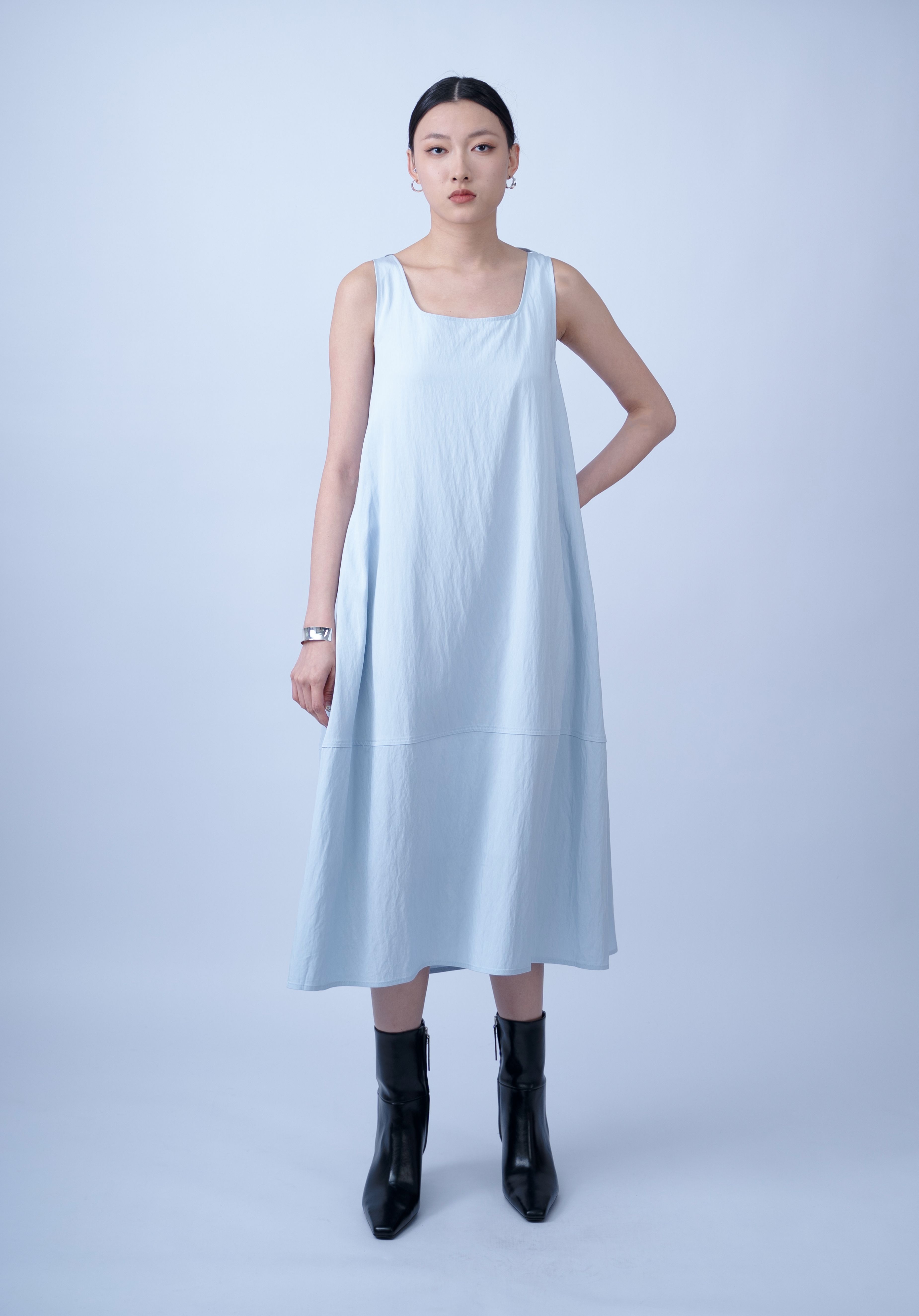 Eyore Tie Black Collar Dress