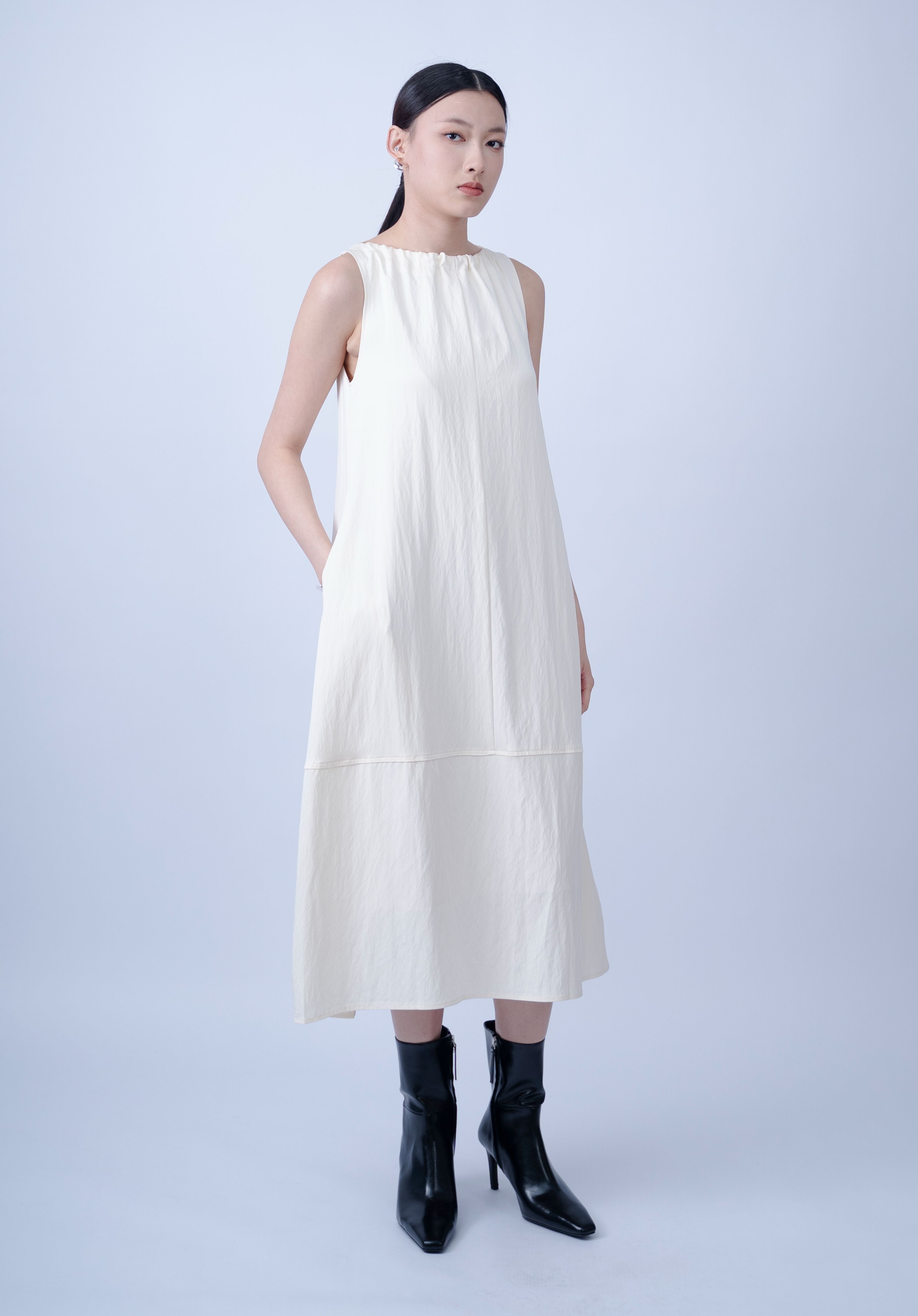 Eyore Tie Black Collar Dress