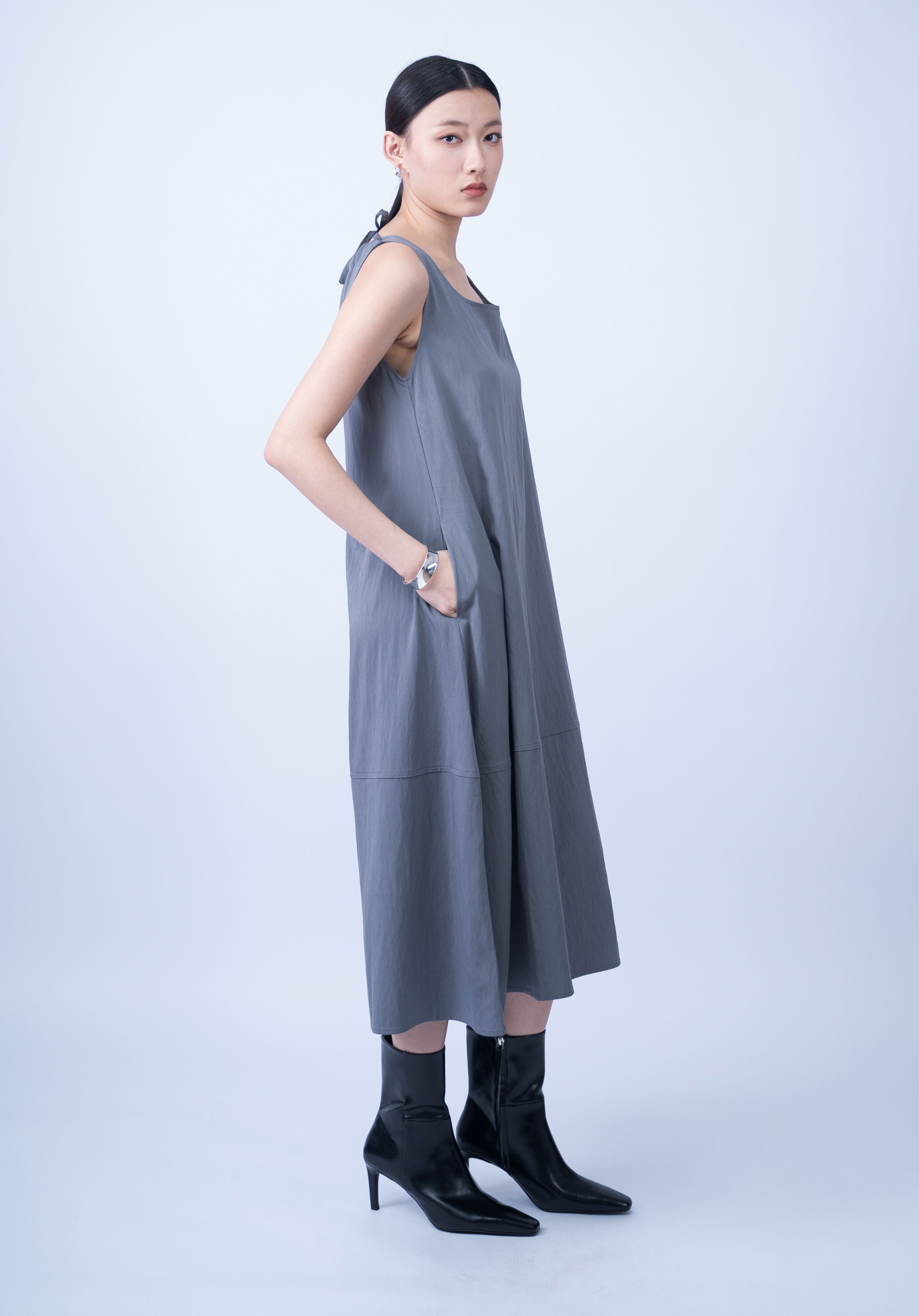 Eyore Tie Black Collar Dress